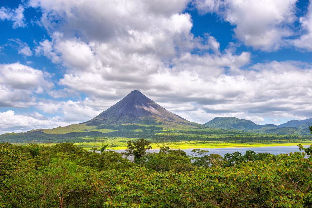 Autotour - Fuga costarricense
