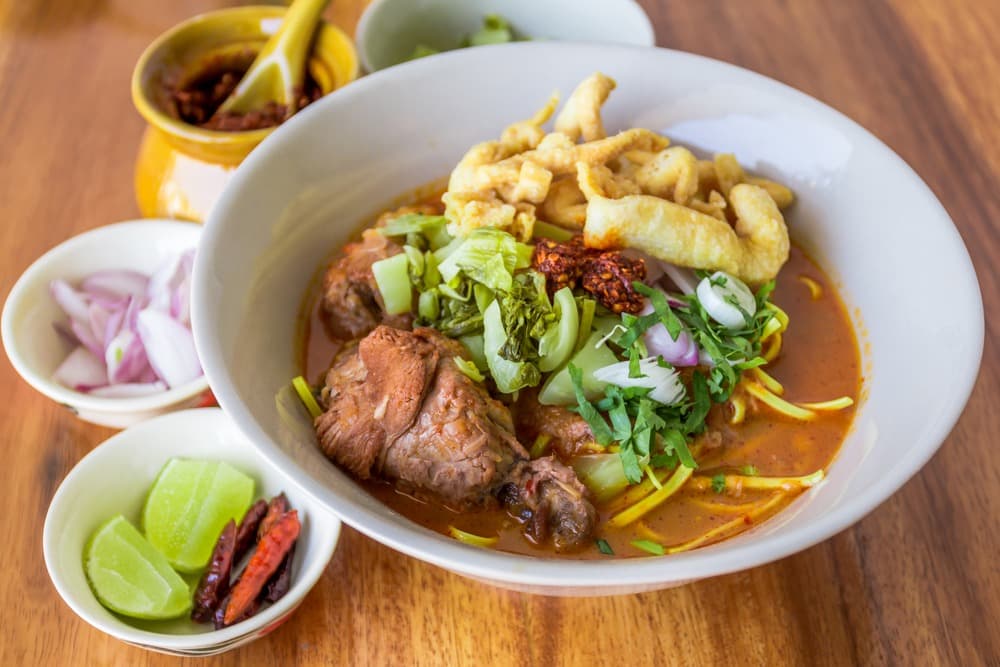 Como preparar Khao Soi? A receita do curry emblemático de Chiang Mai