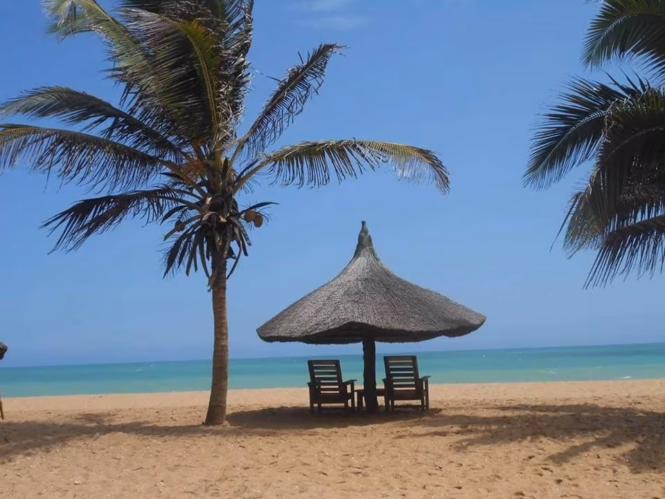 À beira do oceano Atlântico
